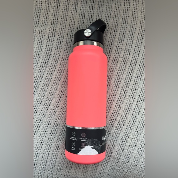 ⚠️SOLD⚠️Hydro Flask Water Bottle 40oz- Hibiscus - Wide Mouth - Picture 3 of 15